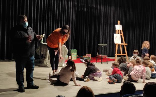 La programación trimestral de cuentacuentos comenzará el día 5 de abril en Santa Marta de Tormes