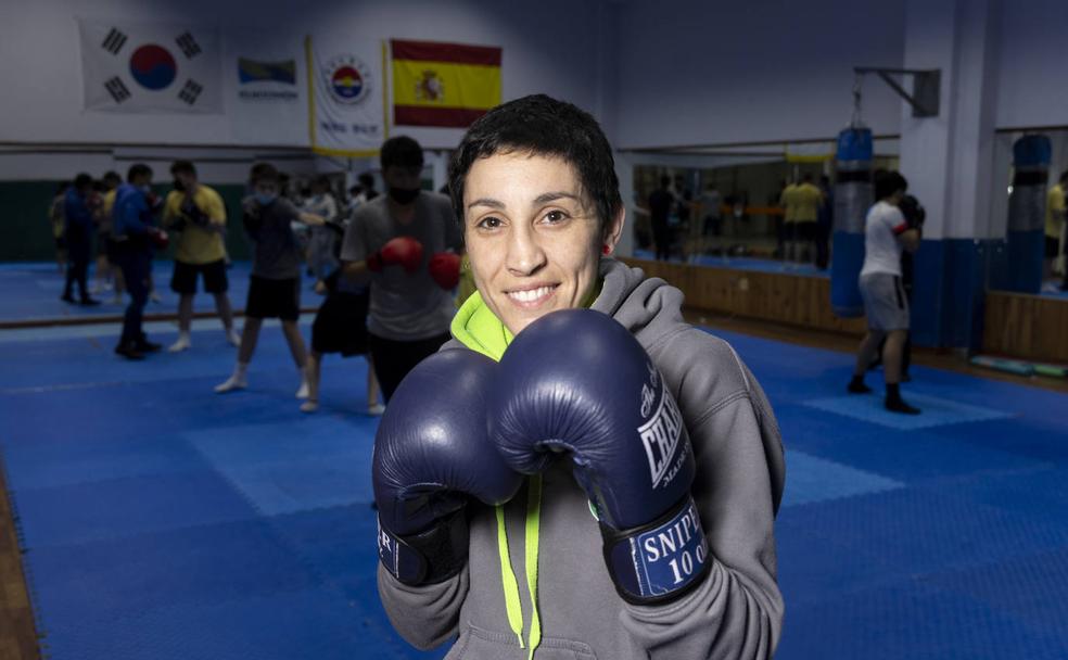 La vallisoletana Isabel Rivero se convierte en boxeadora profesional con 35 años
