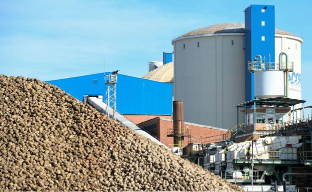 Muere un operario tras caer desde una plataforma en la planta de Acor en Olmedo