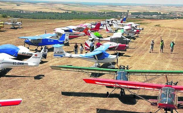 Herrera acogerá el sábado una protesta aérea por la proliferación de huertos solares