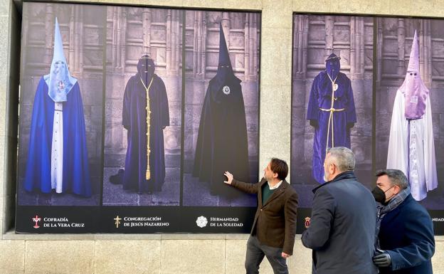 Salamanca engalana locales en desuso con imágenes de la Semana Santa