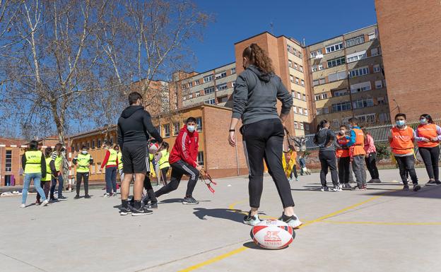 El rugby se acerca a los colegios