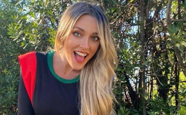 Anna Simón luce embarazo en sus redes sociales