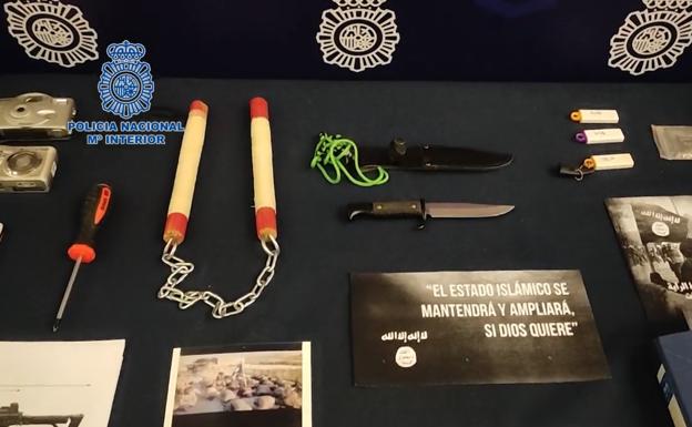 Detenido en Madrid un yihadista reincidente tras intervenirle manuales pro Daesh