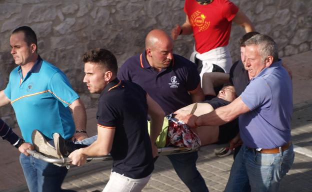 Corneado un vecino de Pedrajas de San Esteban en la suelta de un toro en la calle