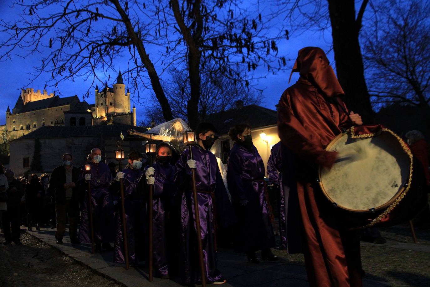 Dos procesiones inician en Segovia la semana de Pasión