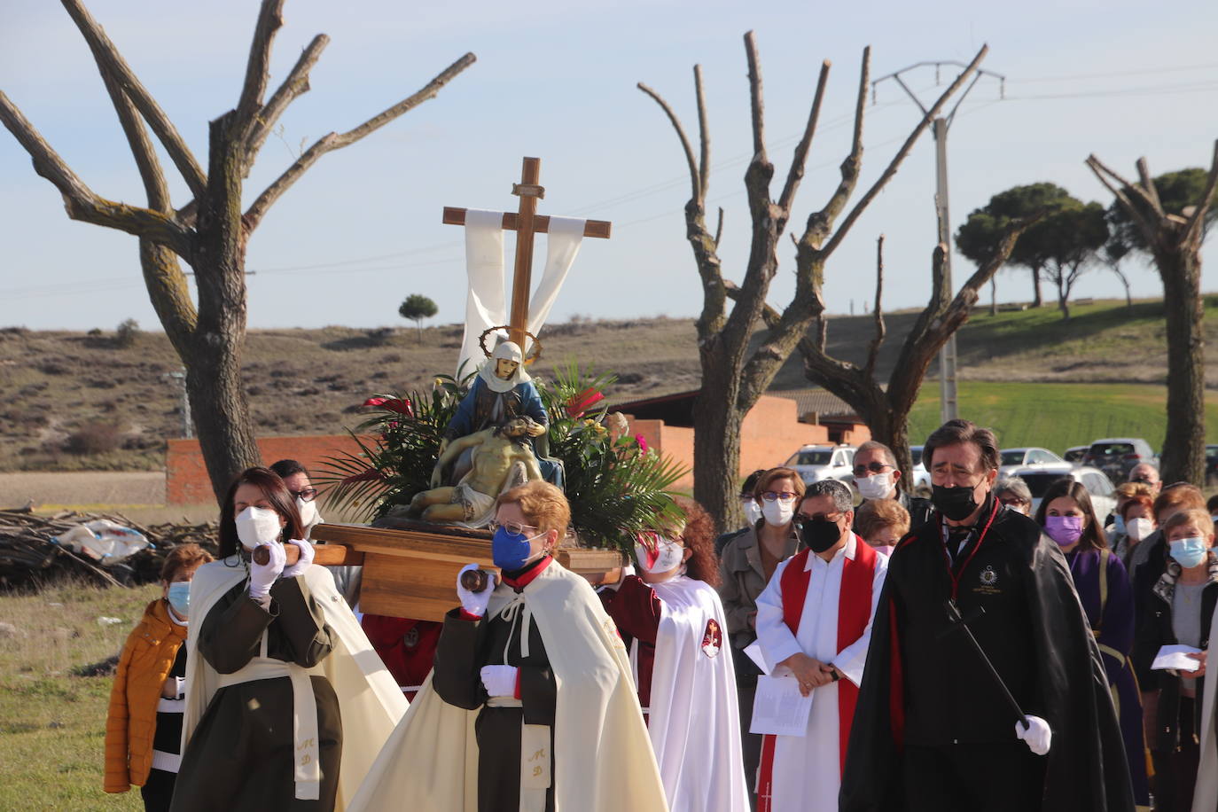 La procesión de Nuestra Señora de la Compasión abre el ciclo de desfiles en Cuéllar