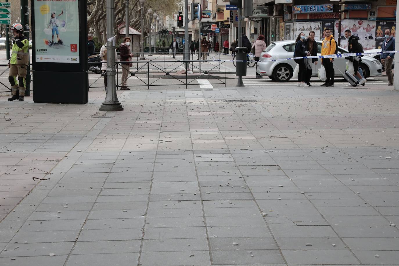 Caída de cascotes en el Paseo de Zorrilla de Valladolid