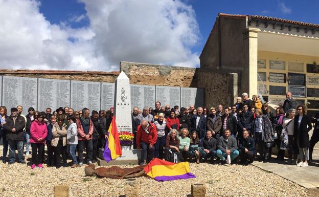 Salamanca Memoria y Justicia retrasa a finales de abril los actos con motivo del Día de la República