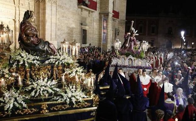 A la Virgen de las Angustias