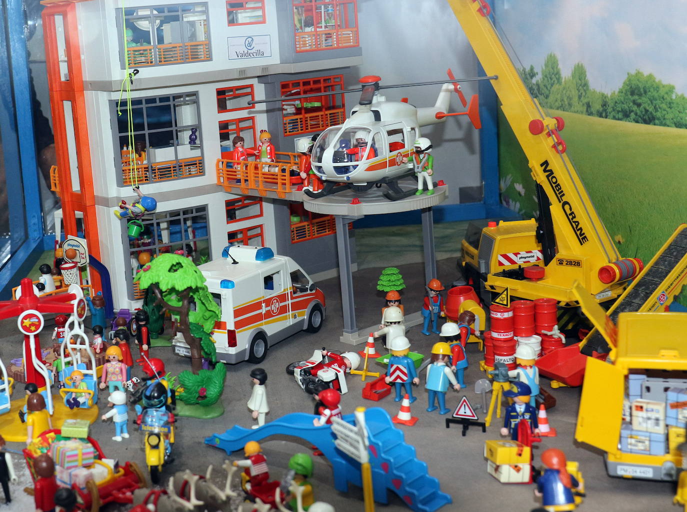 Villares afronta el tercer fin de semana de la I Feria del Playmobil tras superar los 30.000 visitantes