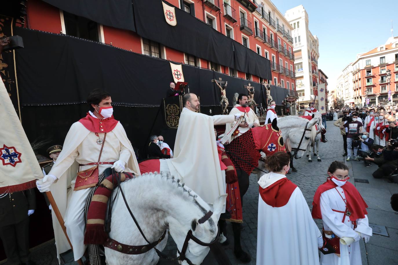 Sermón de las Siete Palabras en Valladolid durante la jornada de Viernes Santo (2/2)