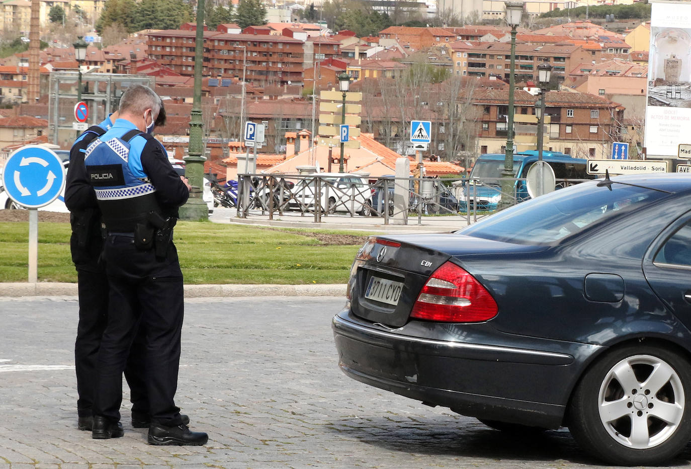 La afluencia de visitantes complica el tráfico