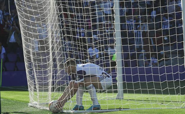 La falta de oxígeno penaliza al Real Valladolid después de una meritoria remontada