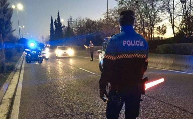 Detenido por circular ebrio en patinete y golpear al policía que le paró por una infracción en Valladolid