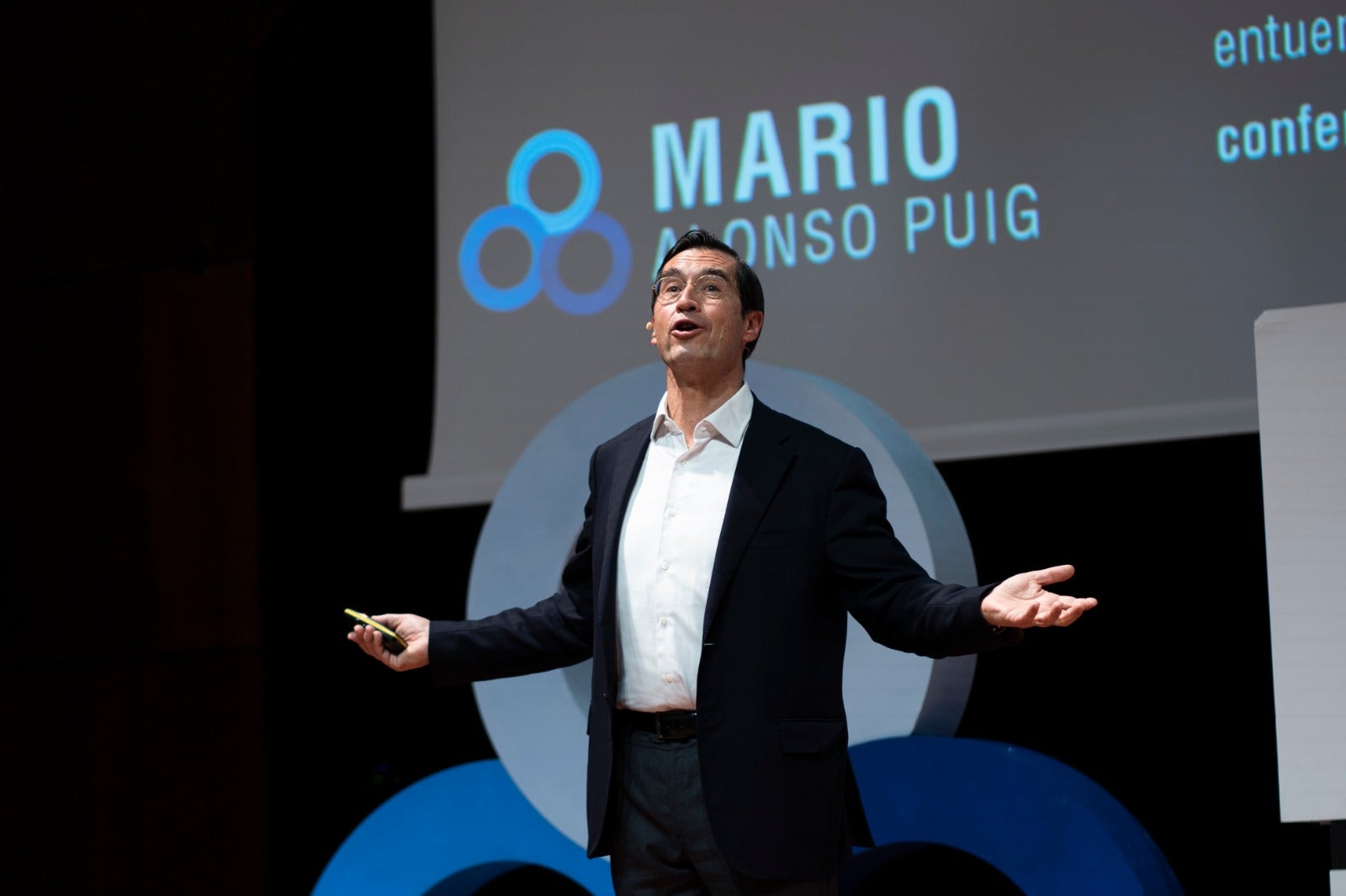 Mario Alonso Puig: «Un ego inflado siempre va asociado a una baja autoestima»