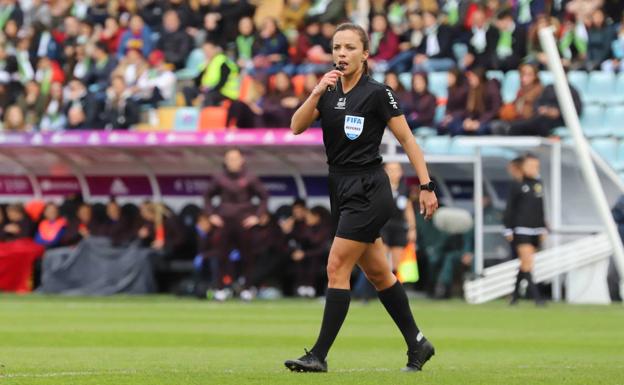 La palentina Marta Huerta de Aza arbitrará la Eurocopa femenina de Inglaterra