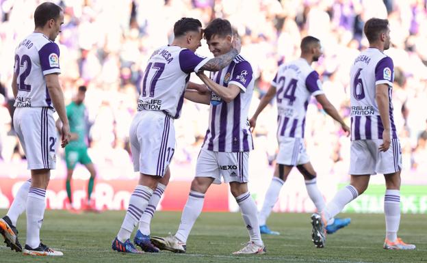 El Real Valladolid, a Anduva con dudas en las dos áreas