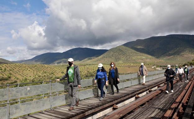 La Diputación califica de «éxito rotundo» el primer año del Camino de Hierro con más de 27.000 reservas