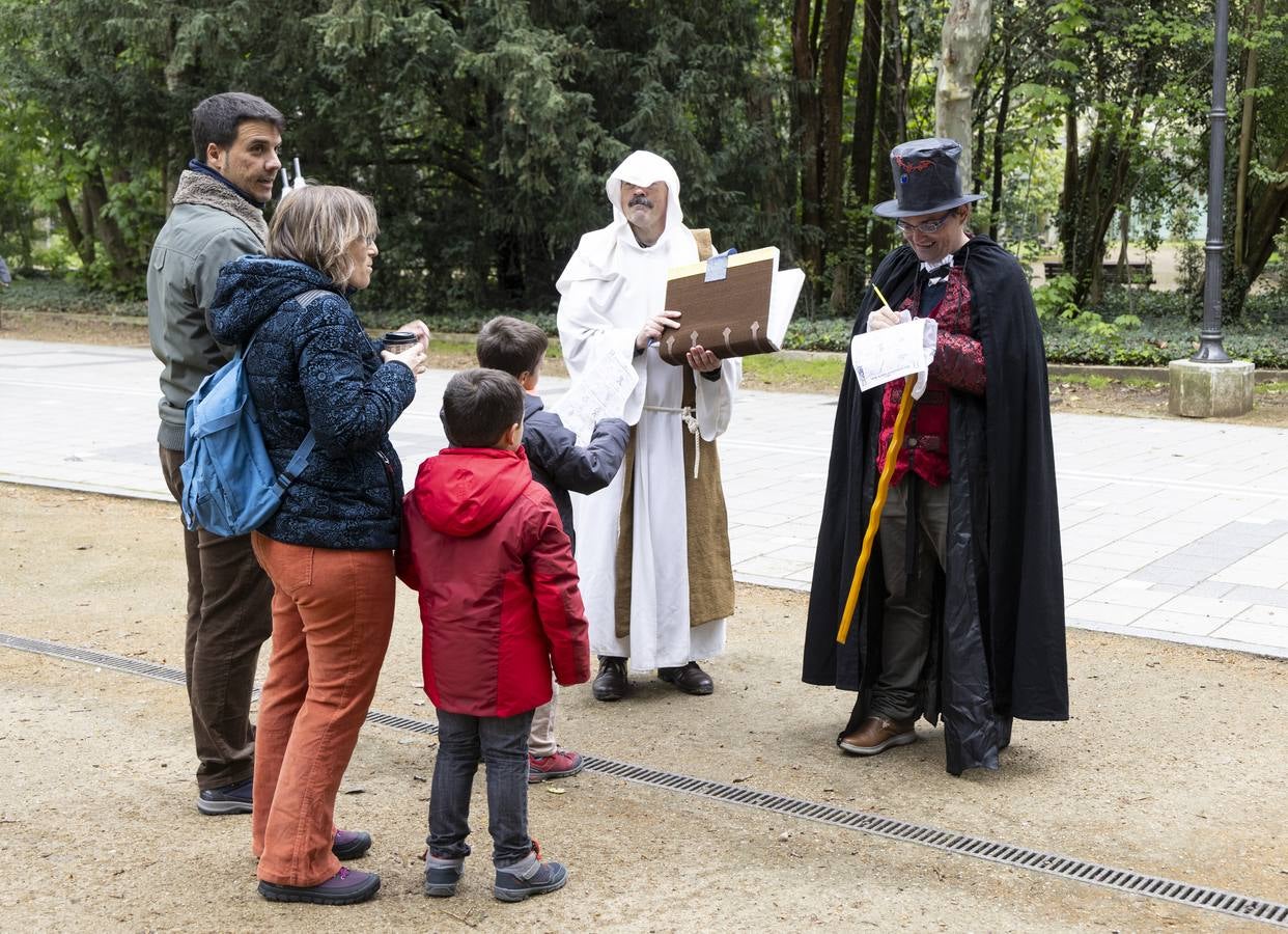 Gincana literaria teatralizada en el Campo Grande de Valladolid