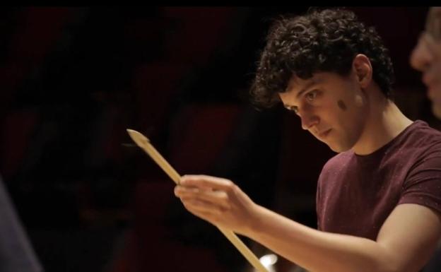 Moisés Santos, egresado de Salamanca, percusionista de la Elbphilharmonie