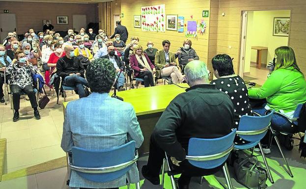 Los vecinos de La Albuera expresan su «satisfacción» por las inversiones en el barrio
