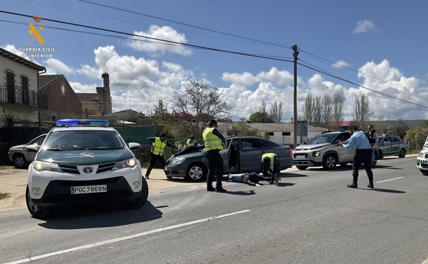 La Guardia Civil y la GNR de Portugal ejecutan un ejercicio de cooperación policial en Miróbriga
