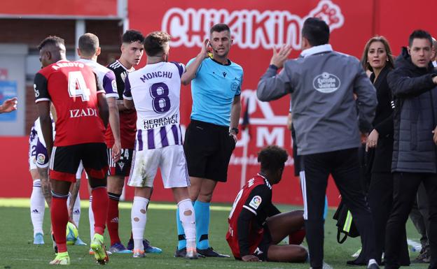 Competición desestima las alegaciones del Real Valladolid por la roja a Monchu
