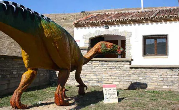 Micosaurio se convierte en guía de la Feria Micológica de Tierras Altas de Soria