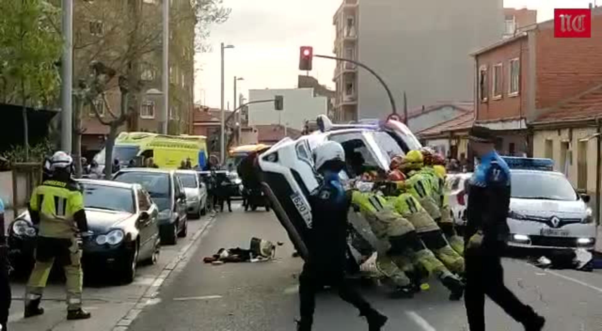 Cinco heridos al volcar un turismo en la A-11 en Villalar de los Comuneros