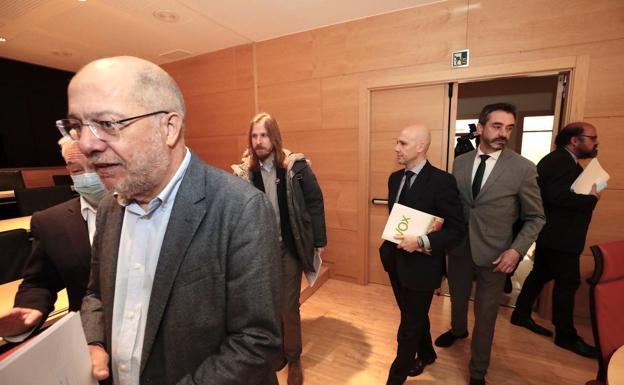 Igea recurrirá al Constitucional y De la Hoz arremete contra las comisiones de investigación