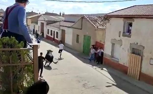 Sale del coma, 26 días después, el ucraniano herido en el encierro de San Román