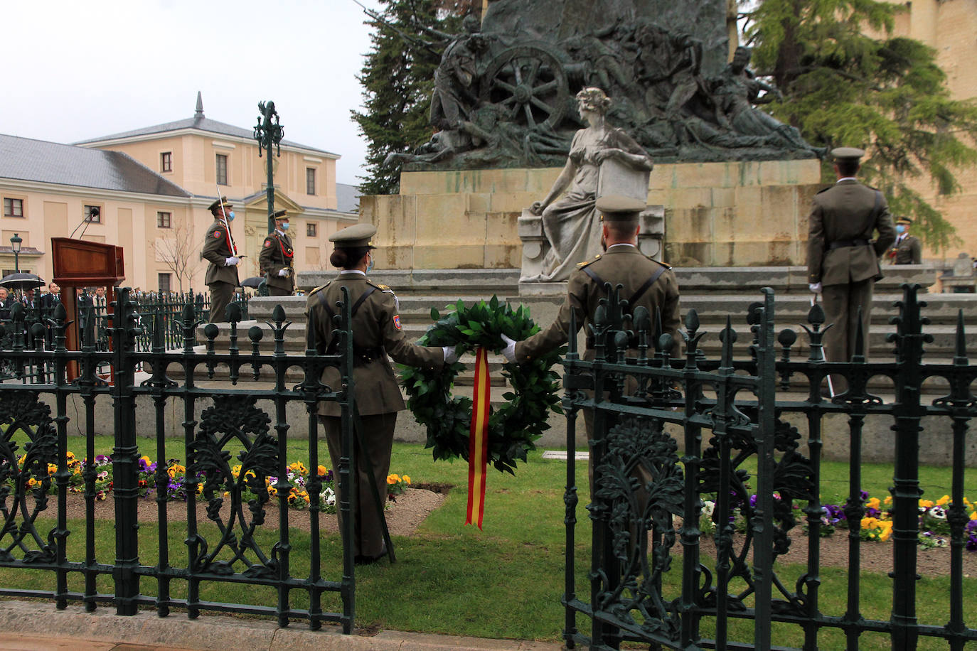 Lección de lealtad y unidad bajo la lluvia del Dos de Mayo
