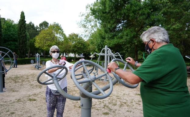 Salamanca oferta un centenar de nuevas plazas en actividades deportivas y balneoterapia para mayores