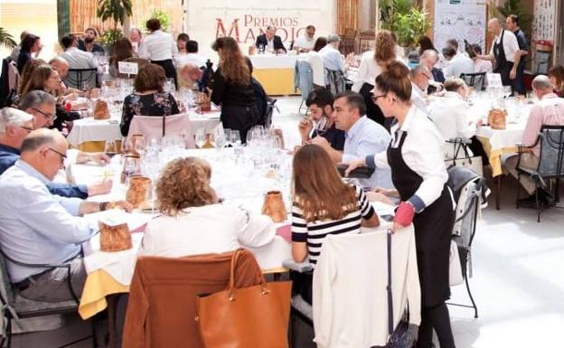 Hasta 442 vinos compiten en los Premios Manojo organizados por Urcacyl
