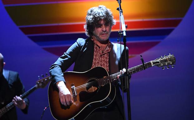 Quique González impregna con su rock narrativo el Teatro Carrión