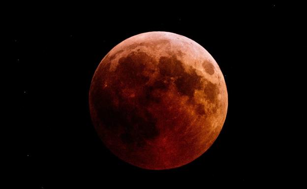 Así se verá el eclipse total de Luna de mayo desde Castilla y León