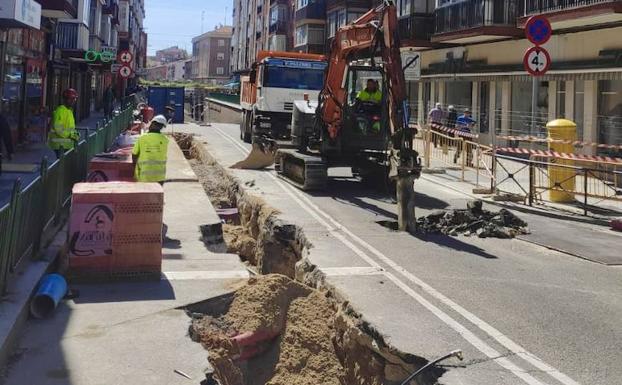 El corte de la calle Simón Aranda afectará al tráfico por el centro este martes