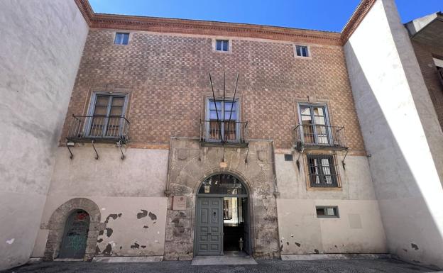 La casa vallisoletana donde Álvaro de Luna pidió pan y guindas