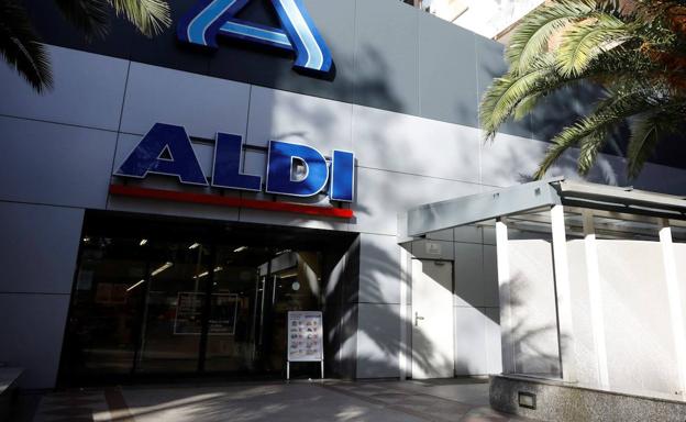Aldi alerta de la retirada de dos de sus productos alimenticios
