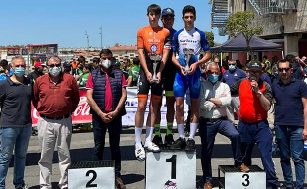 Pablo Leno conquista el II Gran Premio de Laguna de Duero cadete