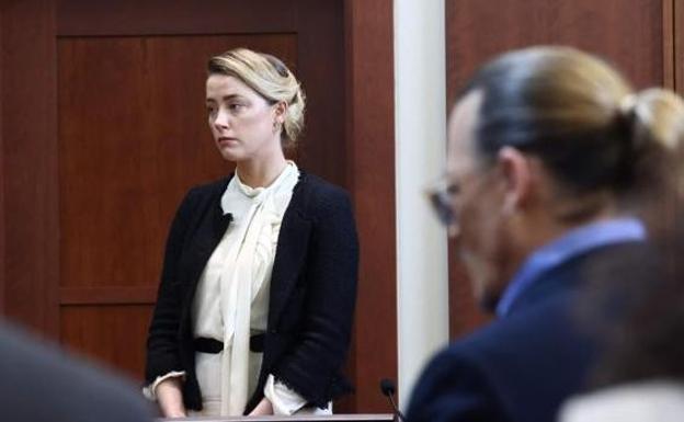 Los abogados de Johnny Depp celebran que Amber Heard nombre a Kate Moss en el juicio