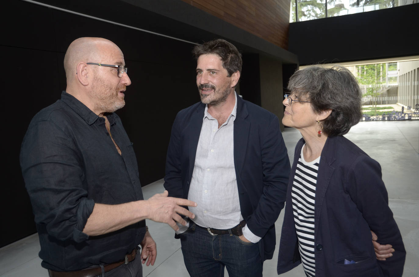 Los finalistas del Cirilo Rodríguez reivindican estar sobre el terreno y ganar la partida al 'clickismo'