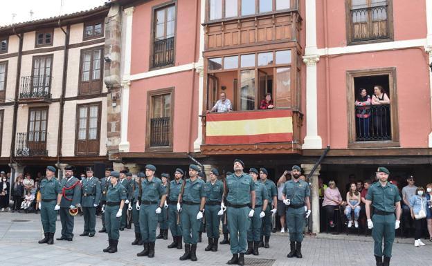 Cervera se vuelca con la celebración de los 178 años de historia de la Guardia Civil