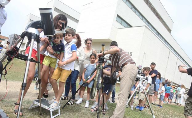 La Feria de Ciencia Sostenible atrajo a más de 3.000 personas al Campus Miguel Delibes