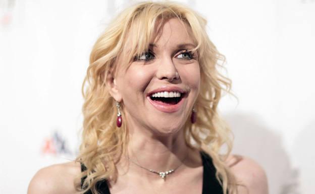 Courtney Love recuerda cómo Johnny Depp le salvó la vida en 1995