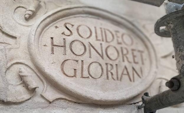 Así ha quedado la fachada de la iglesia del Salvador tras su restauración