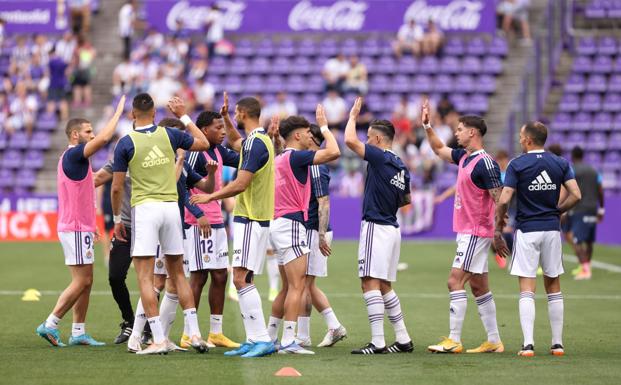 El Real Valladolid regresa a Primera a lo grande