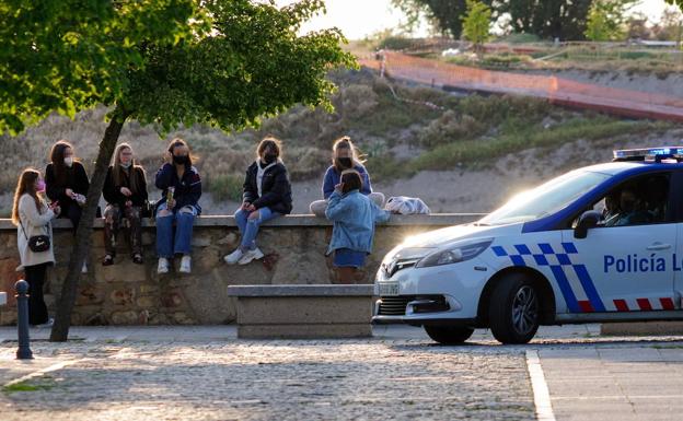 Sesiones adolescentes en discotecas de Castilla y León: hasta las 22:30 horas, sin alcohol ni mayores