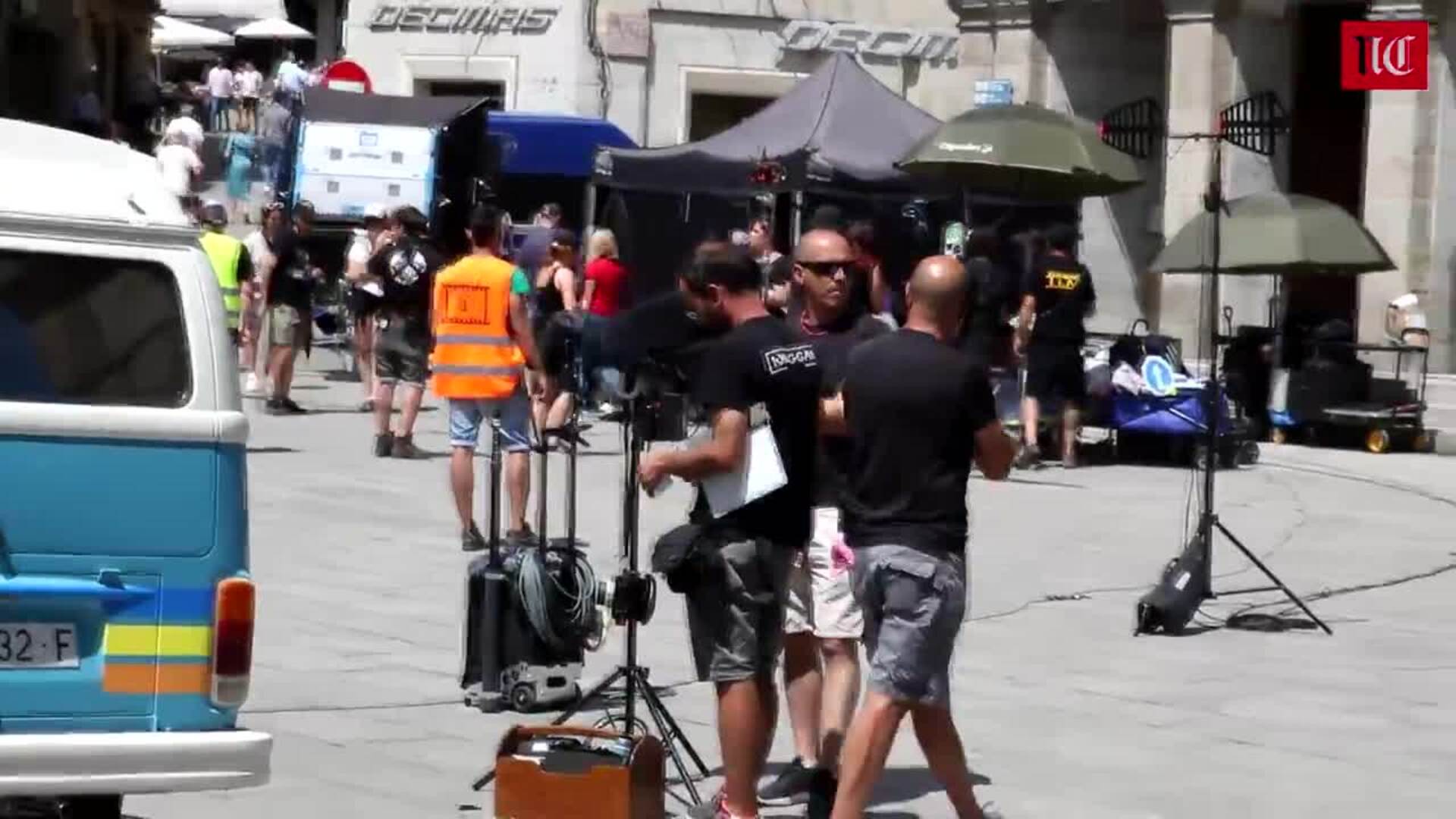 Rodaje de 'La voz del sol' en la plaza del Azoguejo y el Acueducto de Segovia